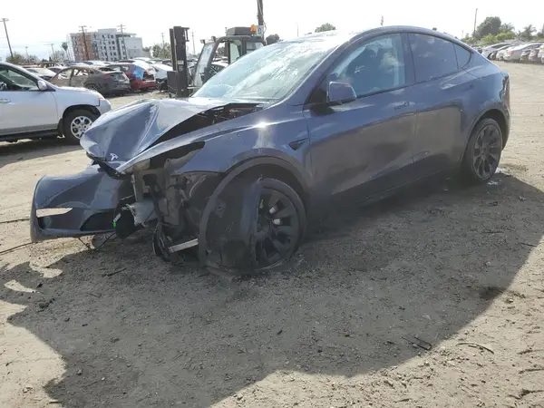 7SAYGAEE9PF958982 2023 TESLA MODEL Y - Image 1