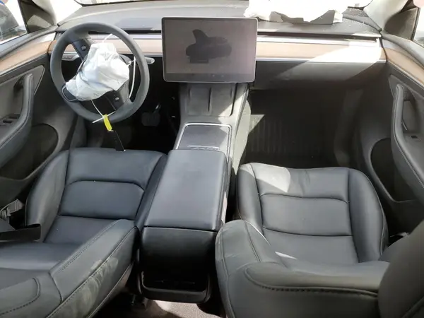 7SAYGAEE9PF958982 2023 TESLA MODEL Y - Image 8