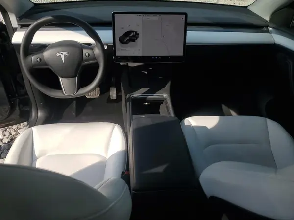 7SAYGAEE9PF961851 2023 TESLA MODEL Y - Image 8