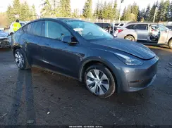 7SAYGAEE9PF965009 2023 TESLA MODEL Y