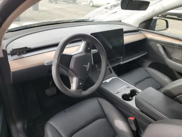 7SAYGAEE9PF969741 2023 TESLA MODEL Y - Image 8