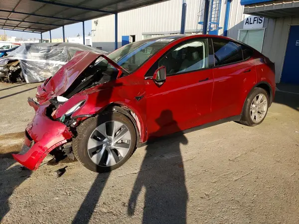 7SAYGAEE9RF033198 2024 TESLA MODEL Y - Image 1