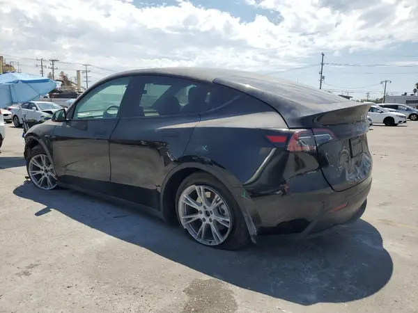 7SAYGAEE9RF058537 2024 TESLA MODEL Y - Image 2