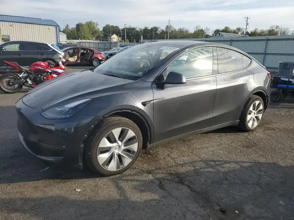 7SAYGAEE9RF062278 2024 TESLA MODEL Y - Image 1