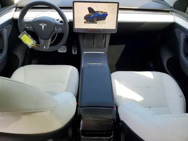 7SAYGAEE9RF105579 2024 TESLA MODEL Y - Image 8