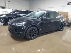7SAYGAEE9RF111091 2024 TESLA MODEL Y