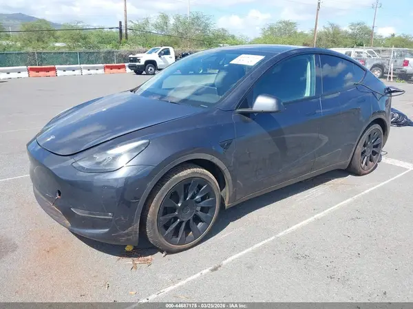 7SAYGAEE9RF118803 2024 TESLA MODEL Y - Image 2