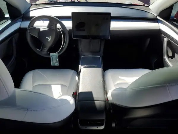7SAYGAEE9RF157763 2024 TESLA MODEL Y - Image 8