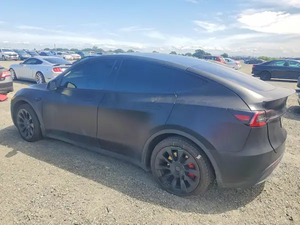 7SAYGAEE9RF178743 2024 TESLA MODEL Y - Image 2