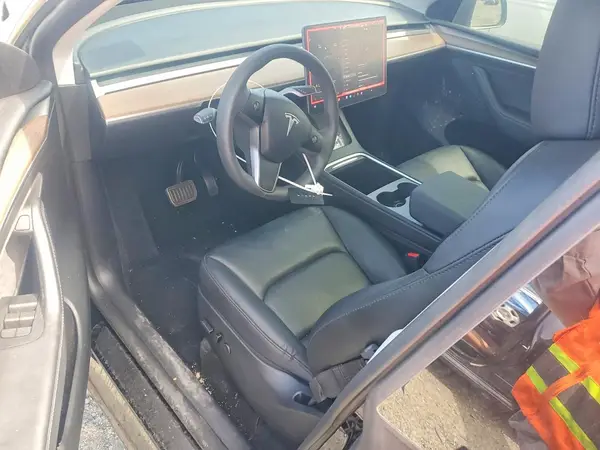 7SAYGAEE9RF178743 2024 TESLA MODEL Y - Image 8