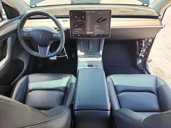 7SAYGAEE9RF201681 2024 TESLA MODEL Y - Image 8