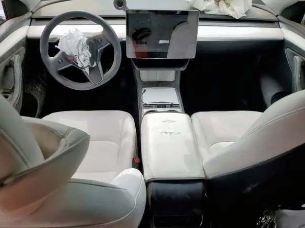 7SAYGAEE9RF205746 2024 TESLA MODEL Y - Image 8