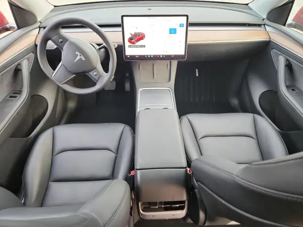 7SAYGAEE9RF209988 2024 TESLA MODEL Y - Image 8