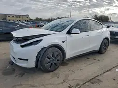 7SAYGAEE9RF211613 2024 TESLA MODEL Y