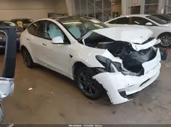 7SAYGAEE9RF212793 2024 TESLA MODEL Y