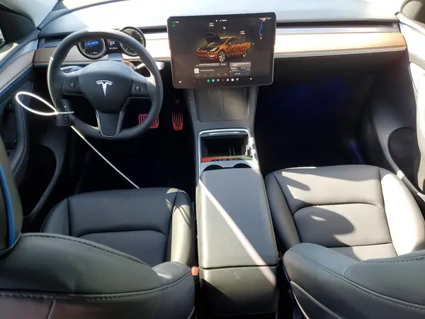 7SAYGAEE9RF981374 2024 TESLA MODEL Y - Image 8