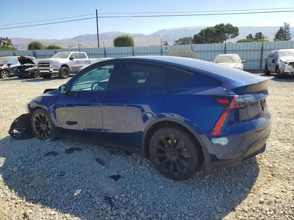 7SAYGAEE9RF983478 2024 TESLA MODEL Y - Image 2