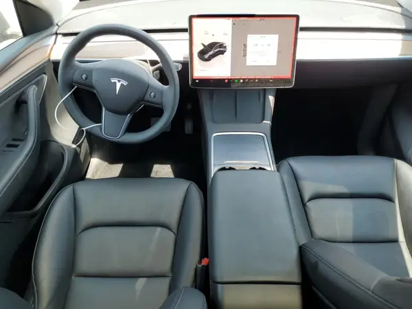 7SAYGAEE9SF225176 2025 TESLA MODEL Y - Image 8