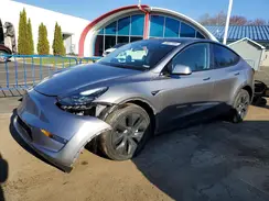 7SAYGAEE9SF239630 2025 TESLA MODEL Y
