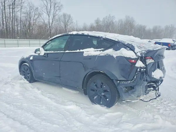 7SAYGAEE9SF264253 2025 TESLA MODEL Y - Image 2