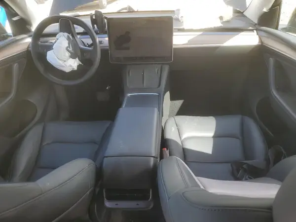 7SAYGAEE9SF307957 2025 TESLA MODEL Y - Image 8