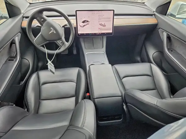 7SAYGAEEXNF323878 2022 TESLA MODEL Y - Image 8