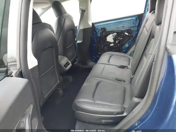 7SAYGAEEXNF363300 2022 TESLA MODEL Y - Image 8