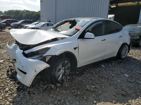 7SAYGAEEXNF365502 2022 TESLA MODEL Y - Image 1