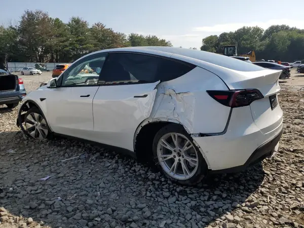 7SAYGAEEXNF365502 2022 TESLA MODEL Y - Image 2
