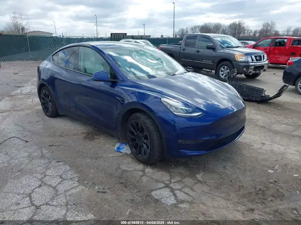 7SAYGAEEXNF400569 2022 TESLA MODEL Y - Image 1