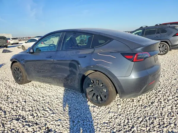 7SAYGAEEXNF422362 2022 TESLA MODEL Y - Image 2