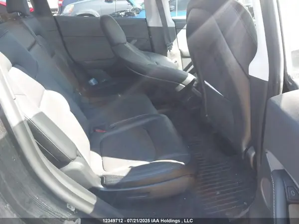 7SAYGAEEXNF533624 2022 TESLA MODEL Y - Image 8