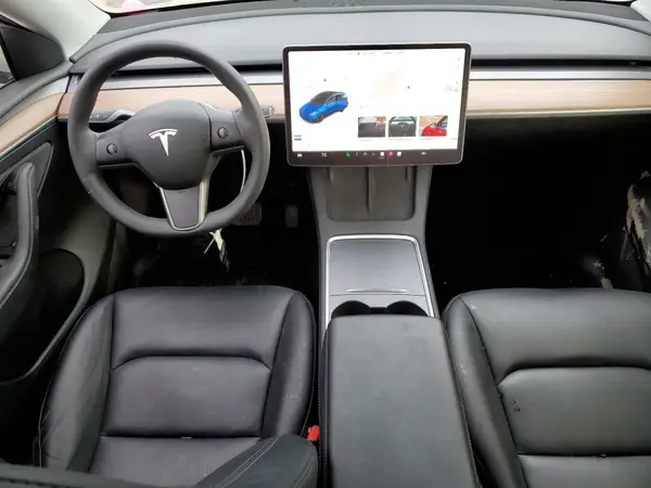 7SAYGAEEXNF533803 2022 TESLA MODEL Y - Image 8