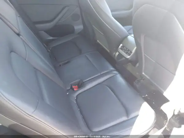 7SAYGAEEXNF534689 2022 TESLA MODEL Y - Image 8
