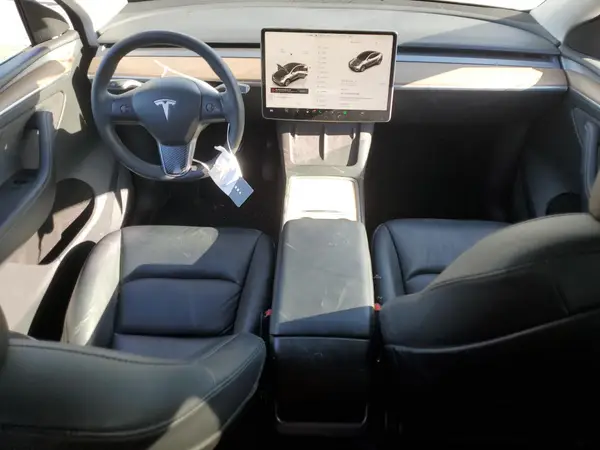 7SAYGAEEXNF540962 2022 TESLA MODEL Y - Image 8