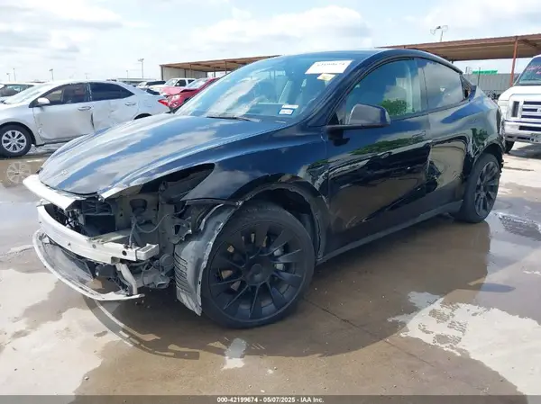 7SAYGAEEXNF543540 2022 TESLA MODEL Y - Image 2