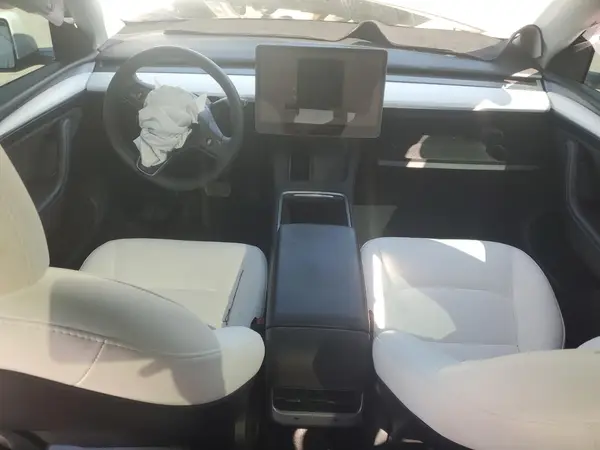 7SAYGAEEXPF595155 2023 TESLA MODEL Y - Image 8