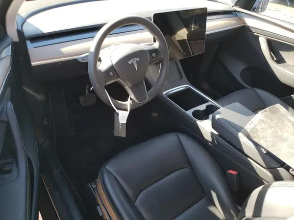 7SAYGAEEXPF612164 2023 TESLA MODEL Y - Image 8