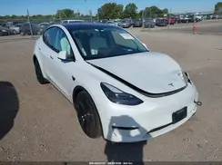 7SAYGAEEXPF647030 2023 TESLA MODEL Y