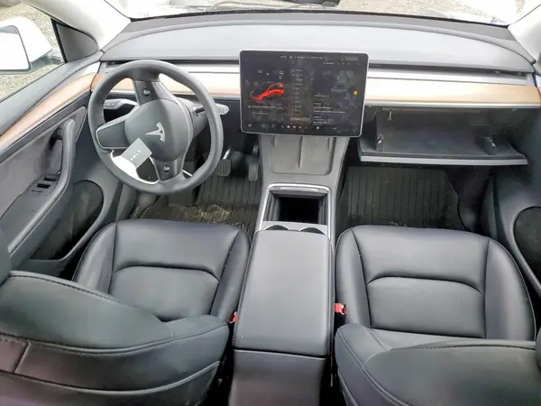 7SAYGAEEXPF672297 2023 TESLA MODEL Y - Image 8