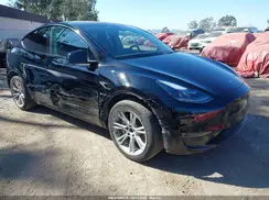 7SAYGAEEXPF673871 2023 TESLA MODEL Y