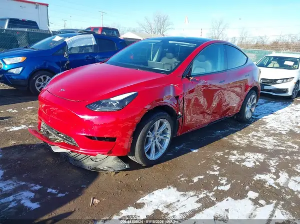 7SAYGAEEXPF699239 2023 TESLA MODEL Y - Image 2