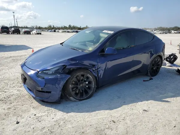 7SAYGAEEXPF708649 2023 TESLA MODEL Y - Image 1