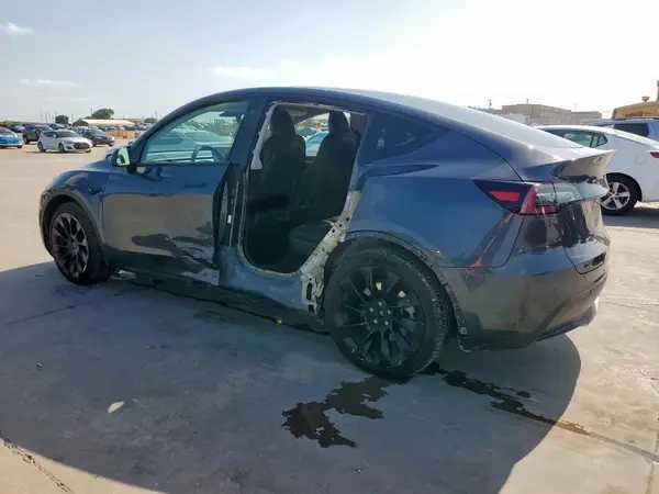 7SAYGAEEXPF714158 2023 TESLA MODEL Y - Image 2