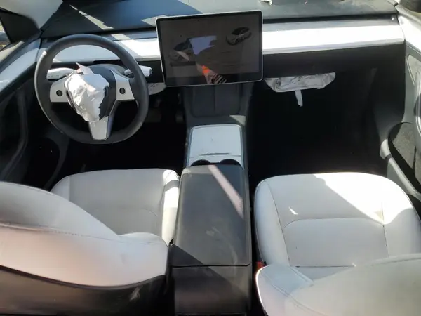7SAYGAEEXPF744308 2023 TESLA MODEL Y - Image 8