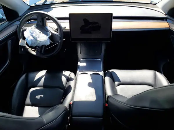 7SAYGAEEXPF744678 2023 TESLA MODEL Y - Image 8