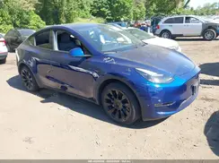 7SAYGAEEXPF769063 2023 TESLA MODEL Y