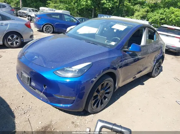 7SAYGAEEXPF769063 2023 TESLA MODEL Y - Image 2