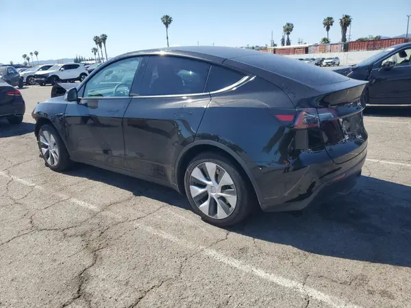 7SAYGAEEXPF769578 2023 TESLA MODEL Y - Image 2