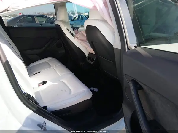 7SAYGAEEXPF792861 2023 TESLA MODEL Y - Image 8